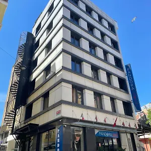 Hotel Pandora